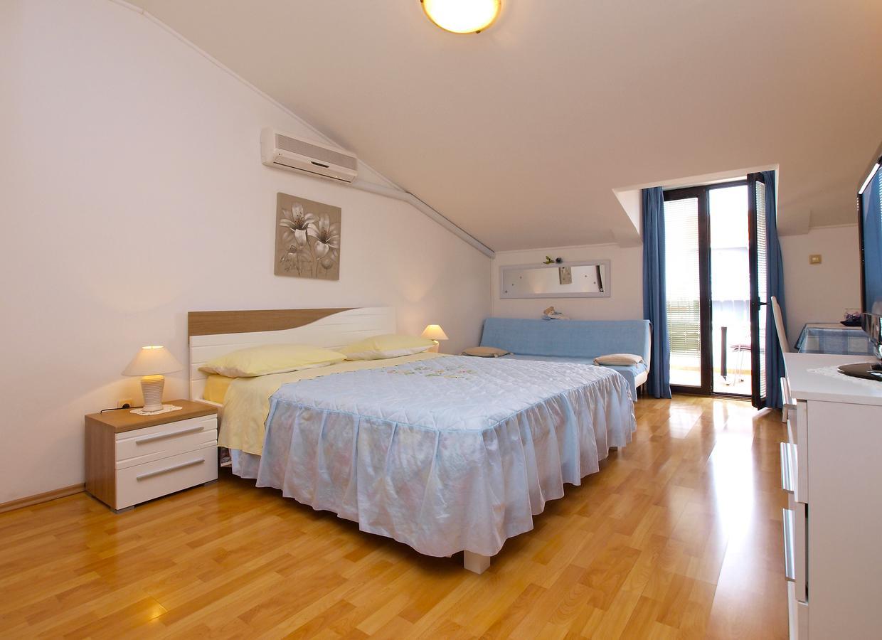 Apartments Milan 1048 Ровинь Экстерьер фото